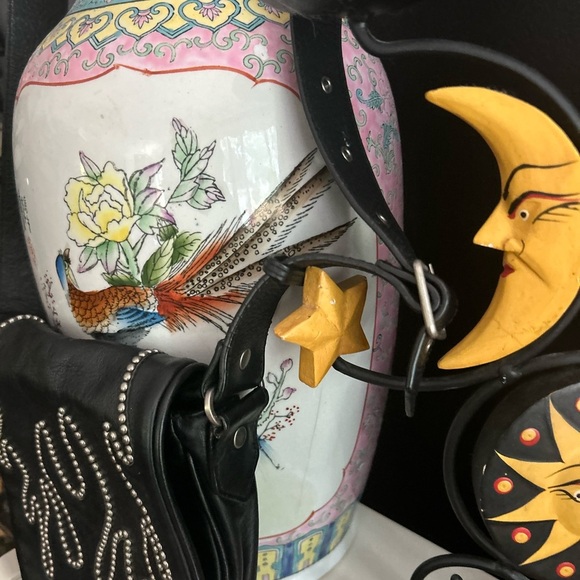 Vintage Harley-Davidson Mini Black Crossbody Bag with Silver Accents 8"x7"x1.5" - Picture 9 of 16